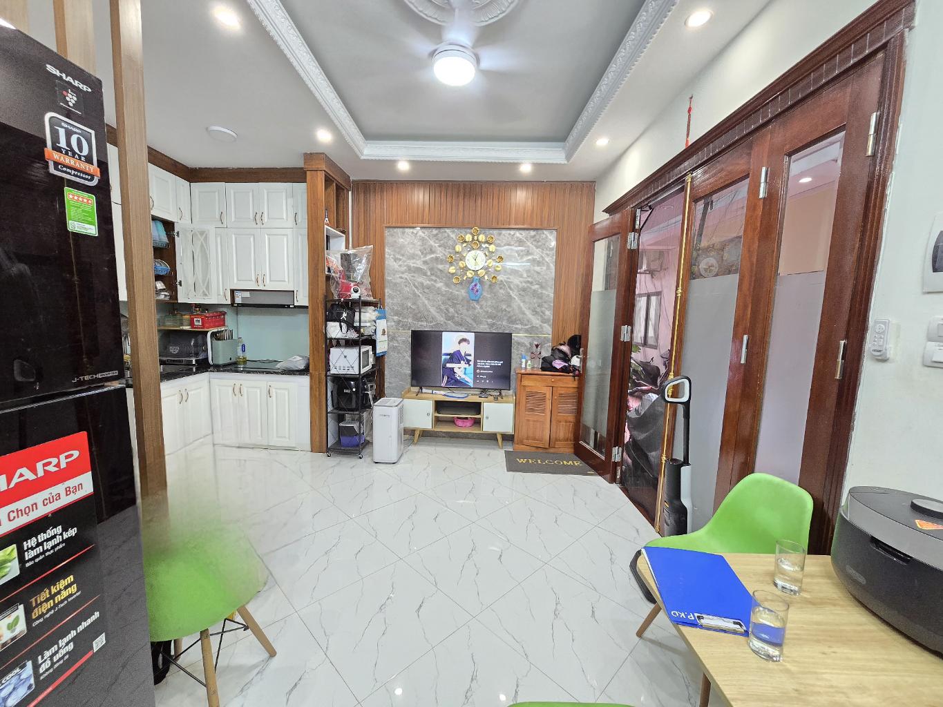 Bán nhà 5 tầng Phúc Lợi mặt tiền 5m gần ô tô thiết kế mỗi tầng 1 phòng khép kín, nhà mới ở ngay